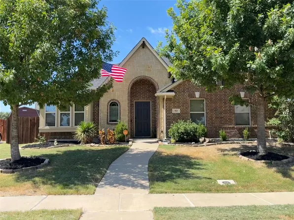 913 Mill Pond Dr, Midlothian, TX 76065