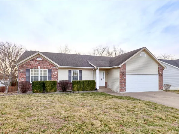224 Red Leaf Way, Wright City, MO 63390