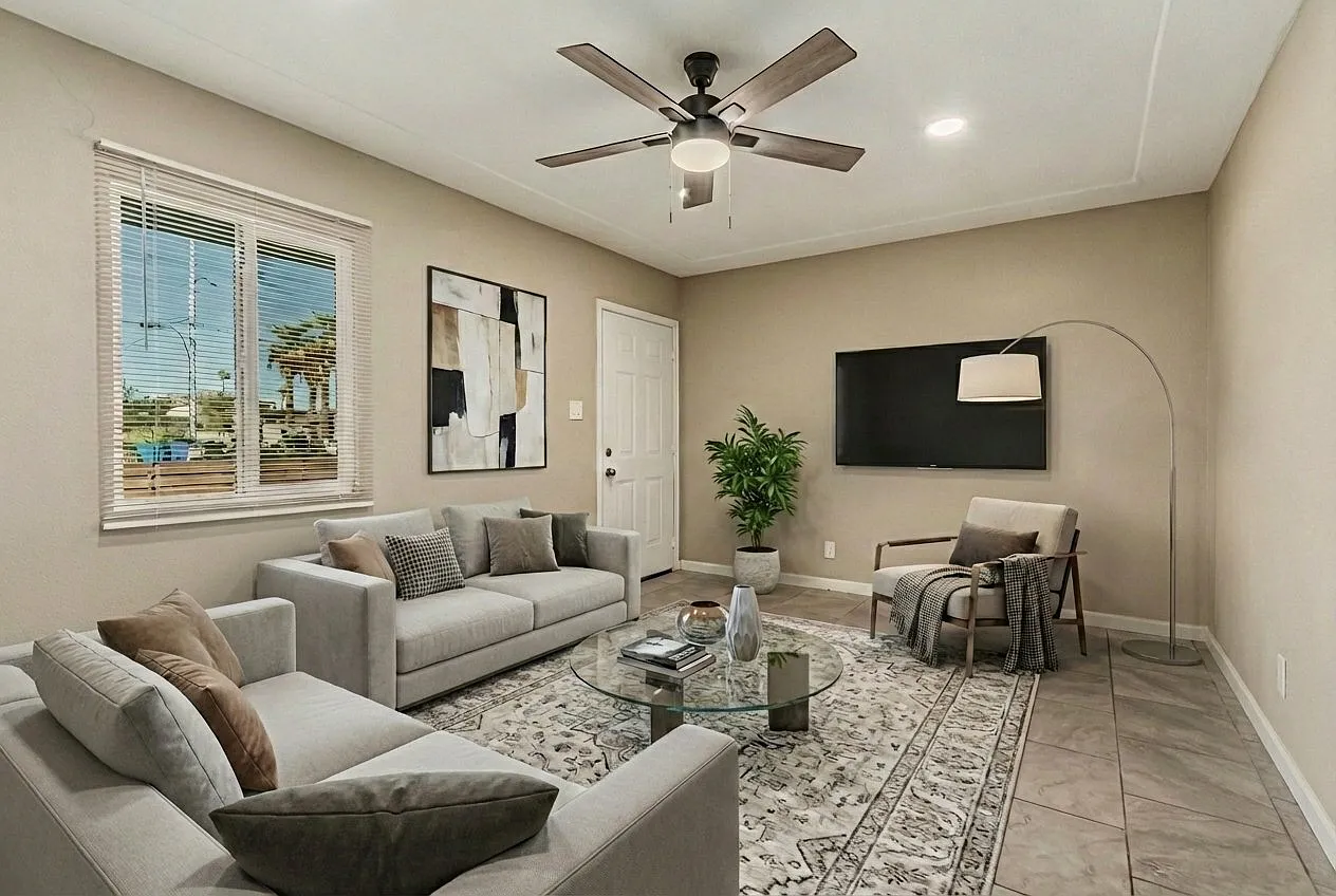 2 bed, 2.0 bath, 930 sqft, $1,699 — Photo 1