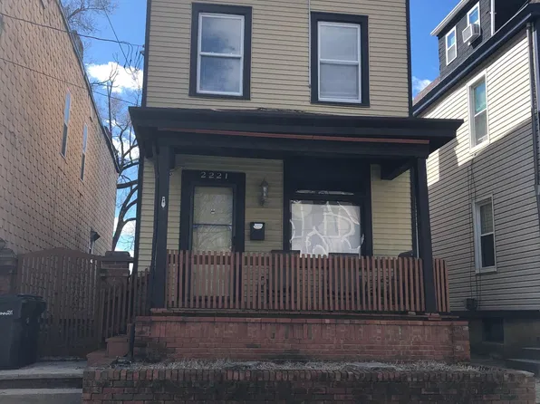 2221 Stratford Ave, Cincinnati, OH 45219