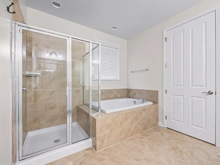 2687 Suffolk Pl — Photo 15