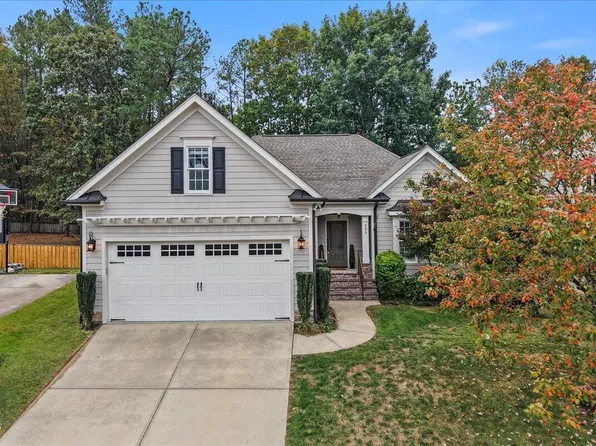 551 Highrock Lake Rd, Fuquay Varina, NC 27526