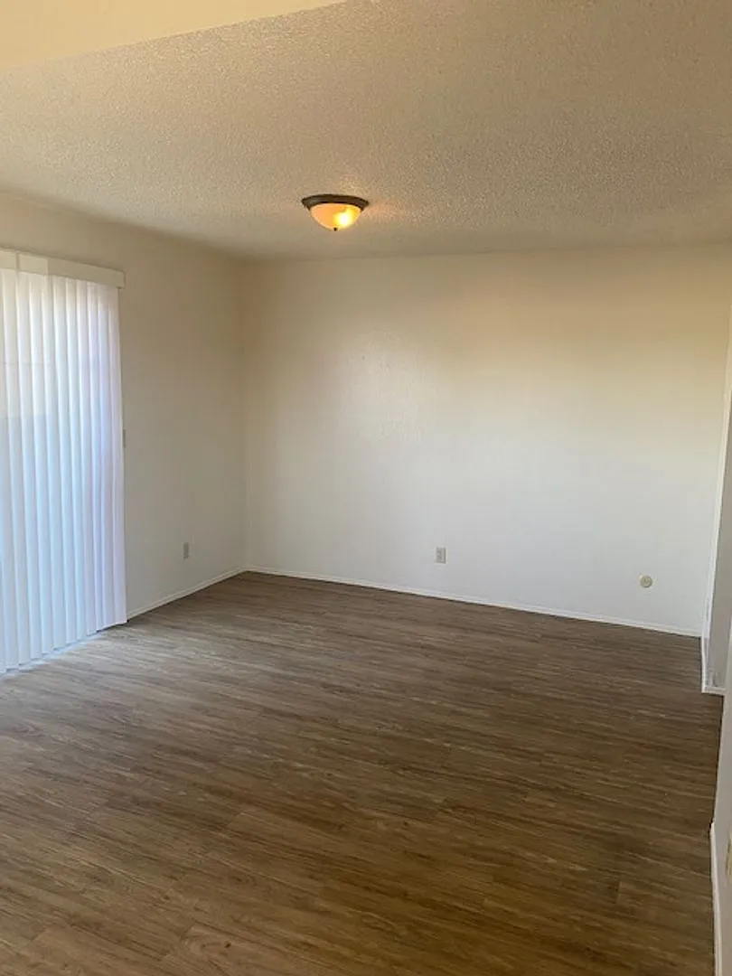 3900 El Potrero Lane #1 -Loft — Photo 2