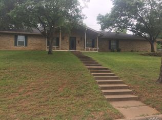 1806 Sagebrush Trl, Euless, TX 76040