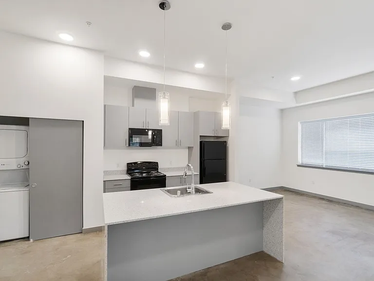 Serenity Apartments — Photo 117