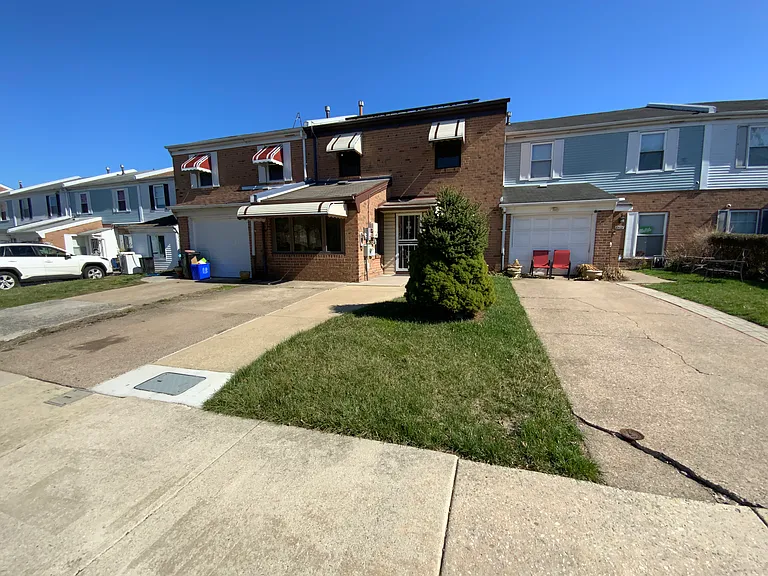8422 Madison Pl — Photo 5