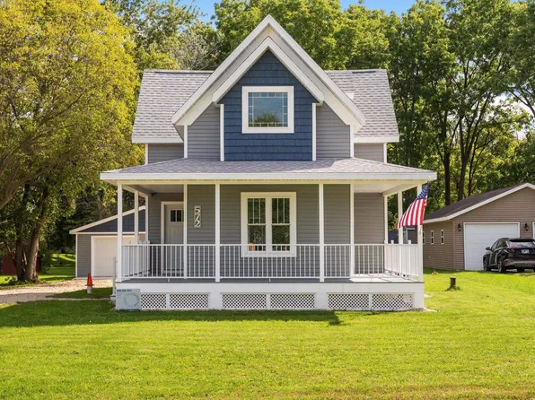 572 Edgerton Rd, Edgerton, WI 53534