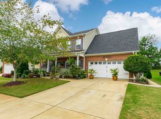 823 Vandenburg Dr, Boiling Springs, SC 29316