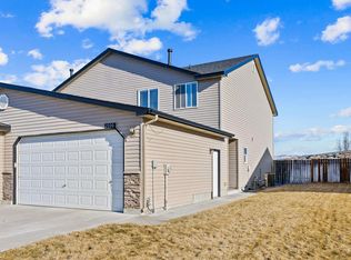 1700 NE Cinder Loop, Mountain Home, ID 83647