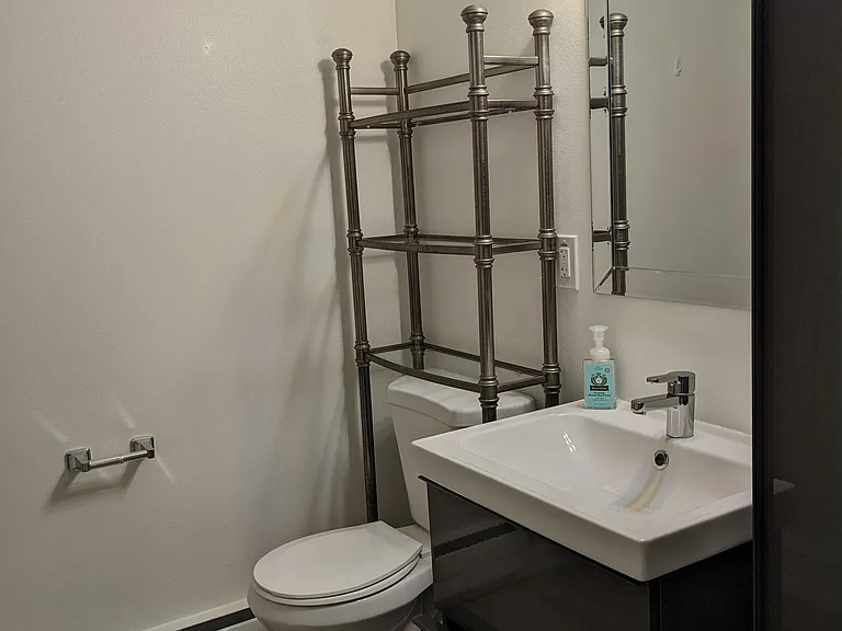 5062 Sand Point Way NE #B — Photo 7