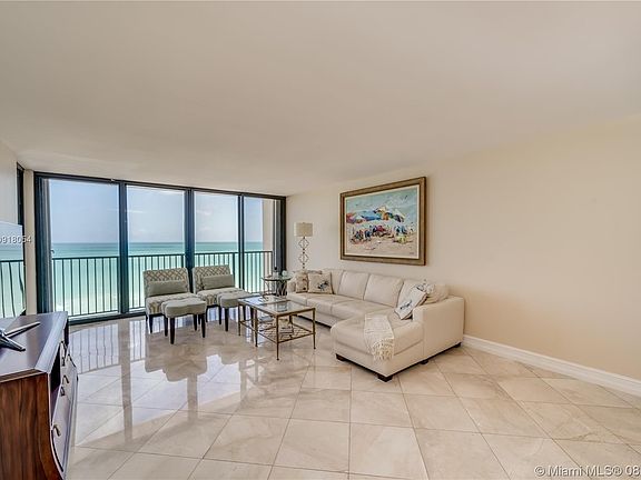 Home For Sale In Quadomain