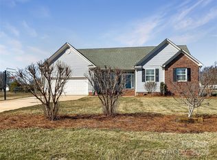 492 Drumstand Rd, Stony Point, NC 28678