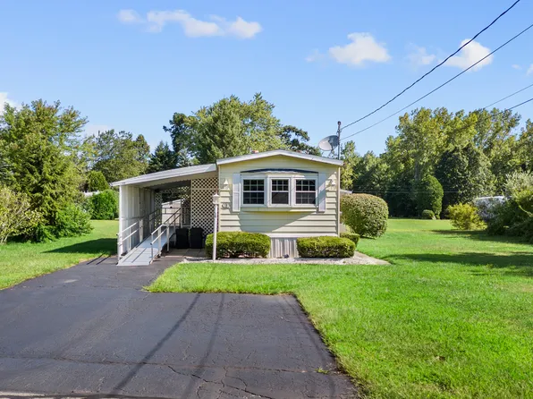 18 Deerfield Drive, Prospect, CT 06712