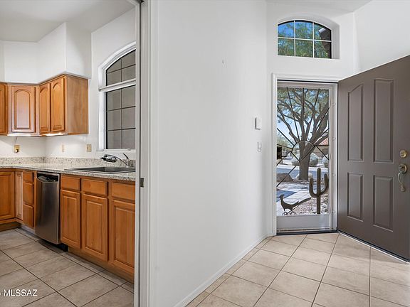 3rd image of 655 E Squirrel Tail Dr