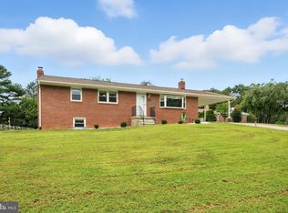 10725 E Crestview Ln, Laurel, MD 20723