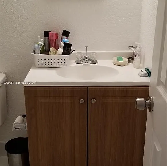 14201 N Kendall Dr #212-D — Photo 32