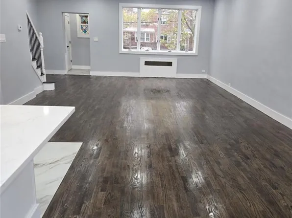 2713 Avenue Y image 4 of 21