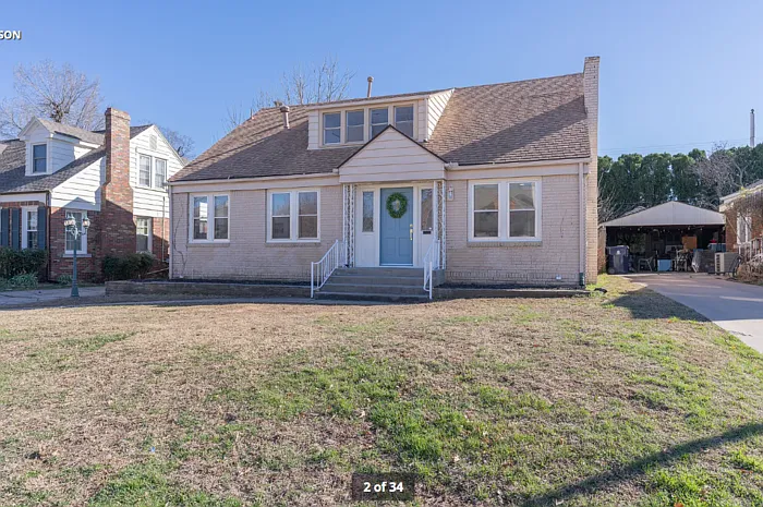 4 bed, 3.0 bath, 2202 sqft, $2,500 — Photo 2