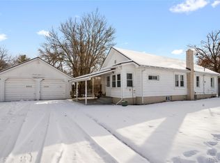 201 Seminole St, Holly, MI