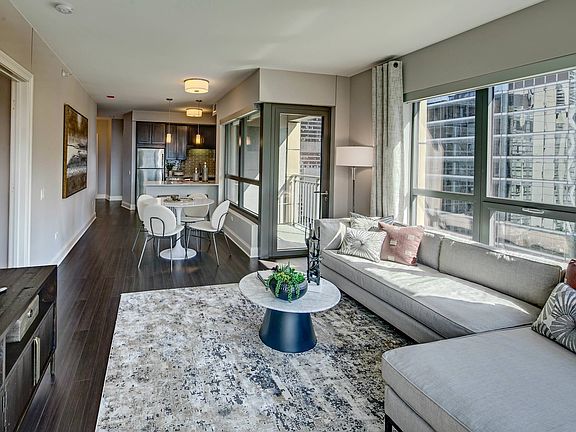 RiverNorth_interior_livng dining room kitchen