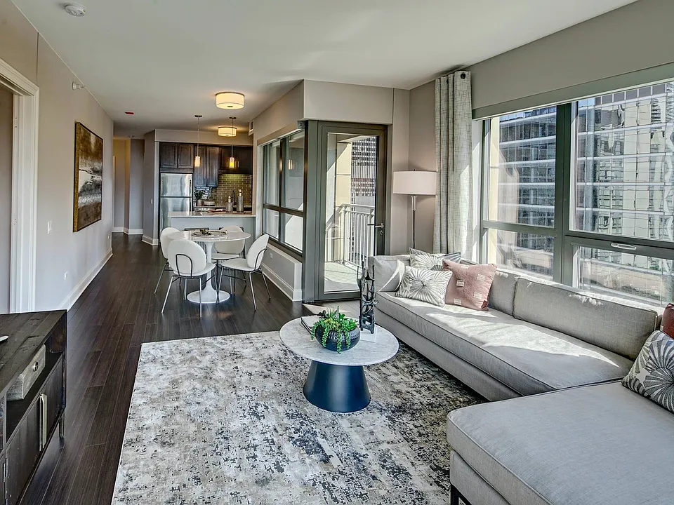 RiverNorth_interior_livng dining room kitchen