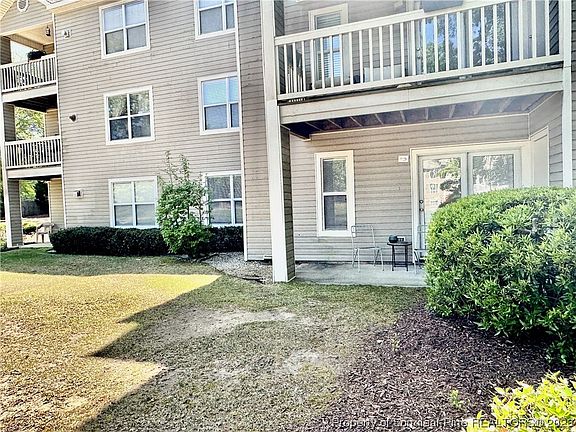 2nd image of 698 Bartons Landing Pl APT 3