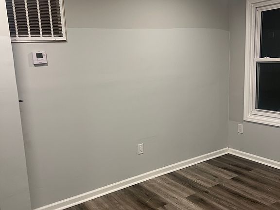 3rd image of 40-42 Holland St #1