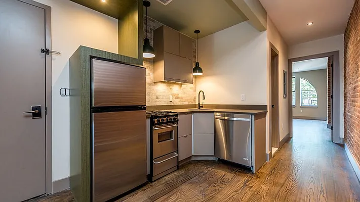 Rented by Nooklyn NYC LLC | media 27