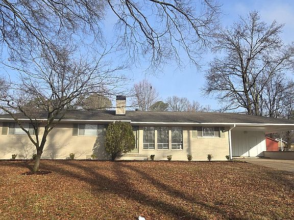 2nd image of 69 Lilac Ln