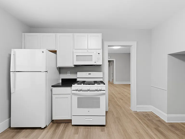 1930 Coltman Rd #2 — Photo 13