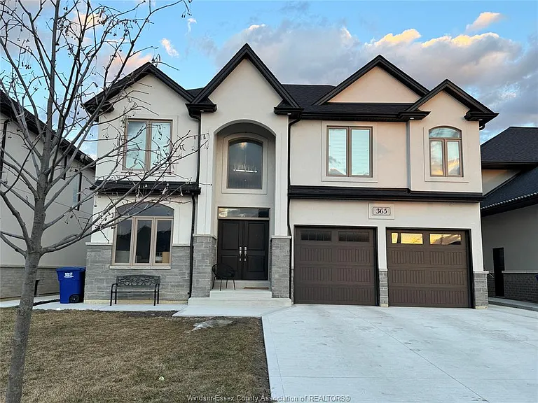 365 Christine Ave — Photo 1
