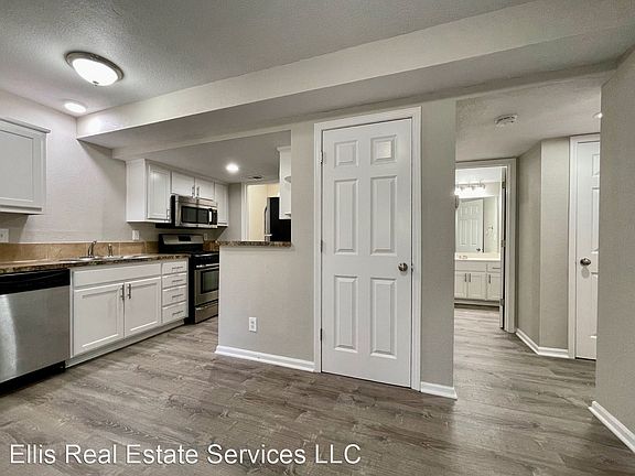 5th image of 3957 Warwick Blvd #39578
