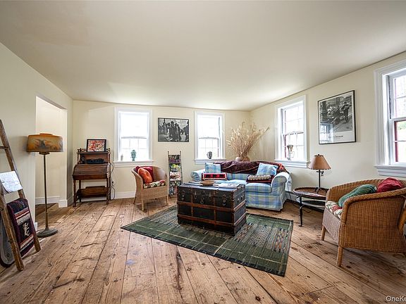 5th image of 37 Sheffield Road