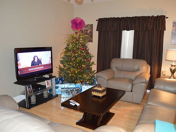 2nd image of 723 Bellemeade Blvd