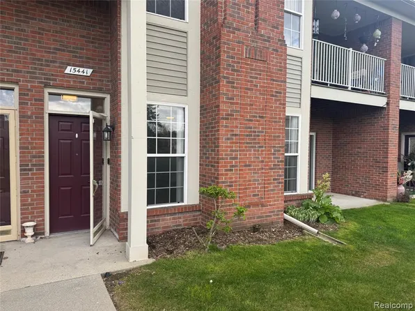 15441 Yale Dr, Clinton Township, MI 48038