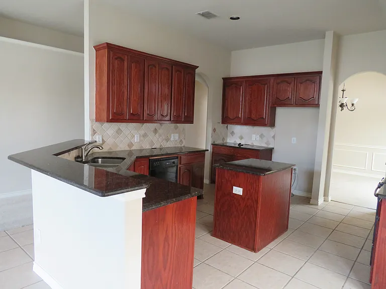 11828 Vienna Apple Rd — Photo 32