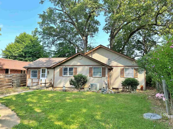 11126 N Sugar Bluff Rd, Monticello, IN 47960