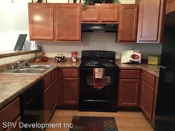 3rd image of 2820-2840 21st St #6
