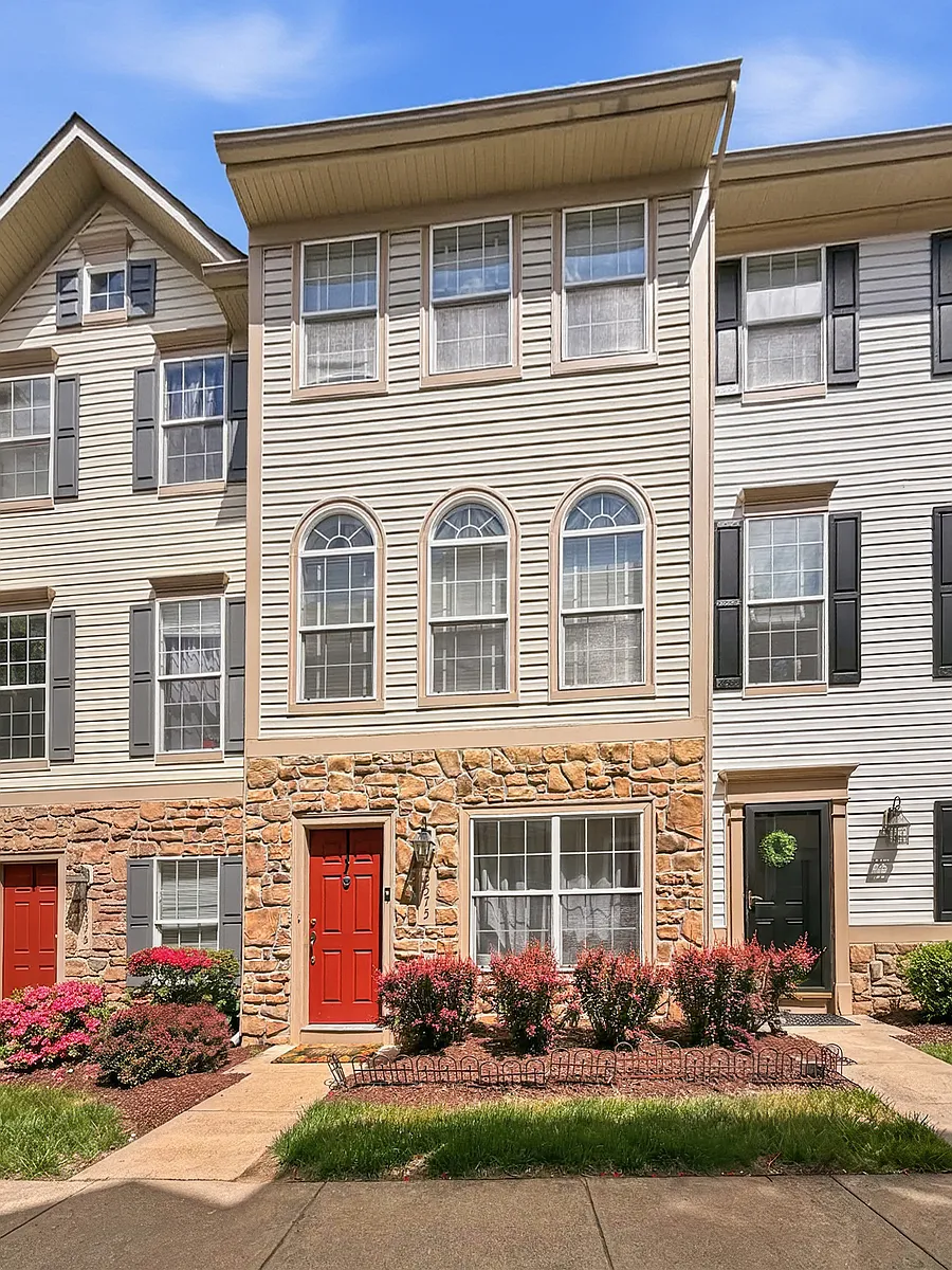 Building Photo - 3575 Sherbrooke Cir