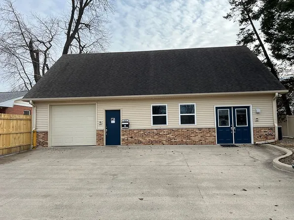 1022 Washington St, Pekin, IL 61554