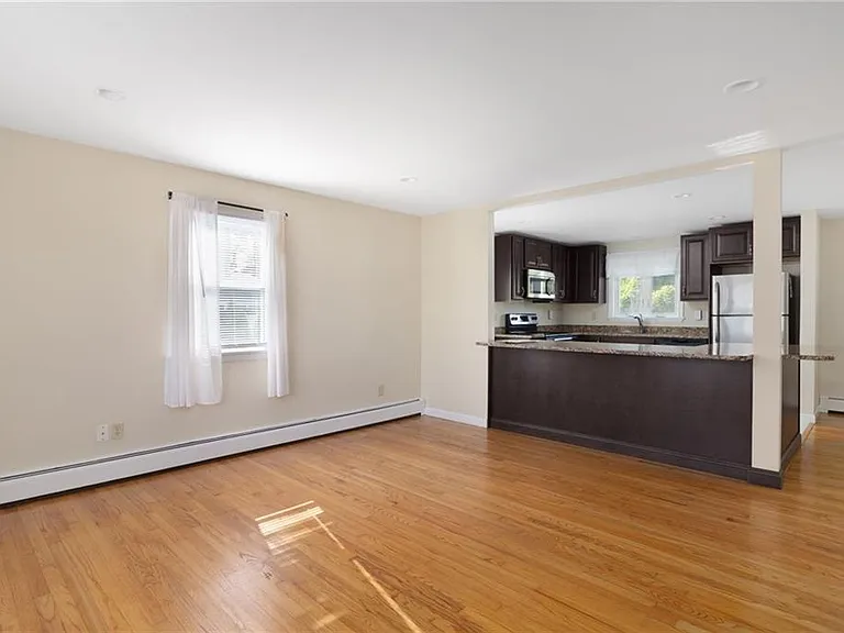9 Chestnut Hill Rd #B — Photo 3