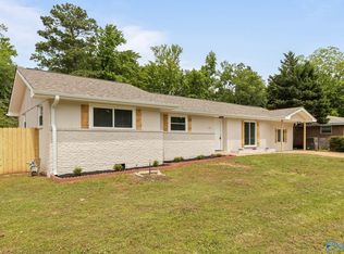 618 Harolds Dr NW, Huntsville, AL 35806