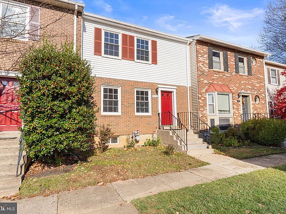 2nd image of 3016 Hickory Grove Ct