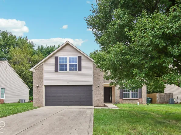 976 Webb Dr, Greenfield, IN 46140