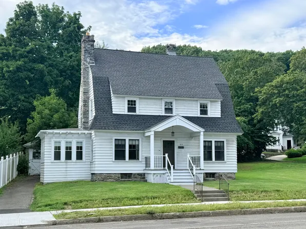 182 Park Ave, Worcester, MA 01609