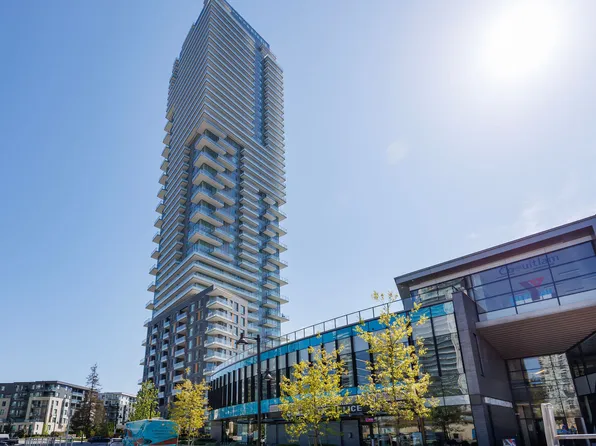 567 Emerson St, Coquitlam, BC