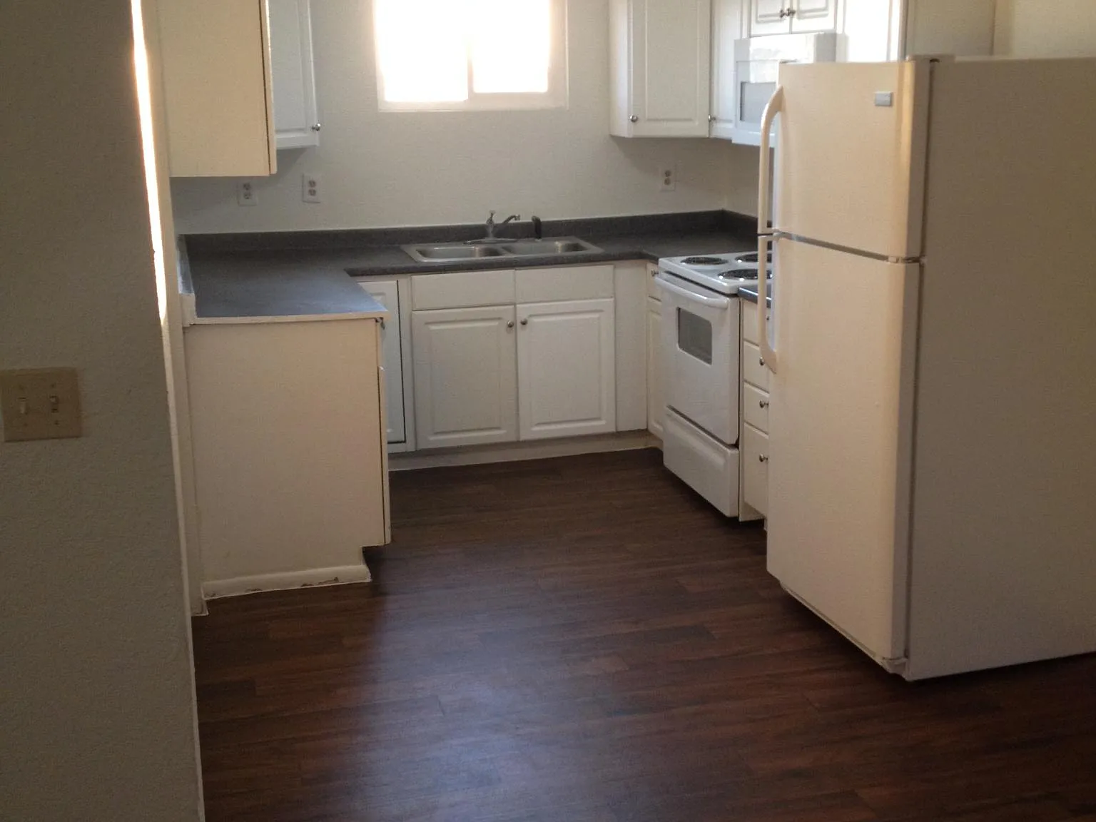 3 bed, 1050 sqft, $1,200 — Photo 4