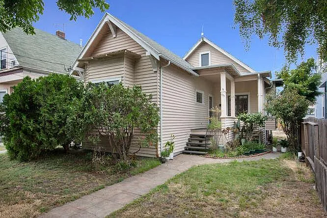 723 Haight Ave