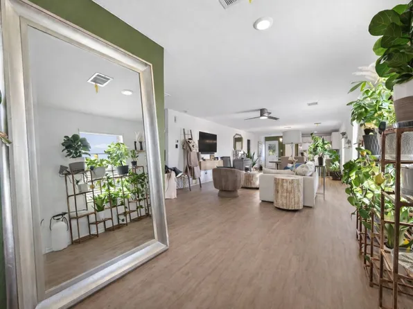 2450 Ridge Oak Dr, Conroe, TX 77301