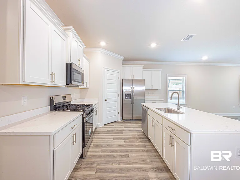 31543 Lyon Rd — Photo 9